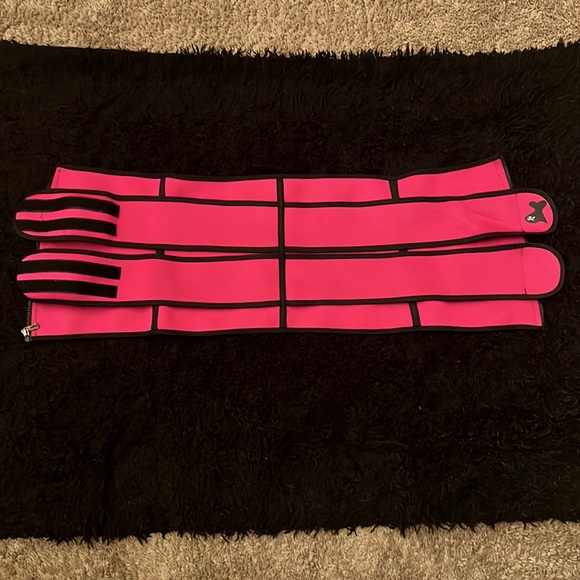 Waist Trainer - Picture 4 of 4